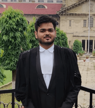 Adv Shivam Tiwari